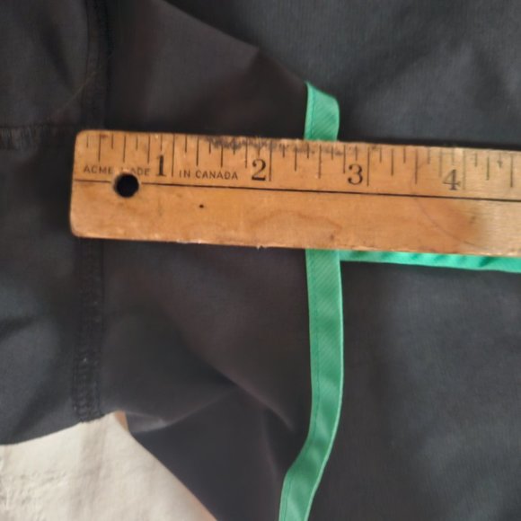 SOLD-Lululemon shorts- size 10 - Picture 3 of 6